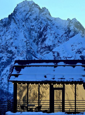 Grand Mountain Cottage